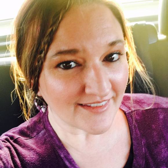 Meet your Posher, Tammi - Picture 1 of 1